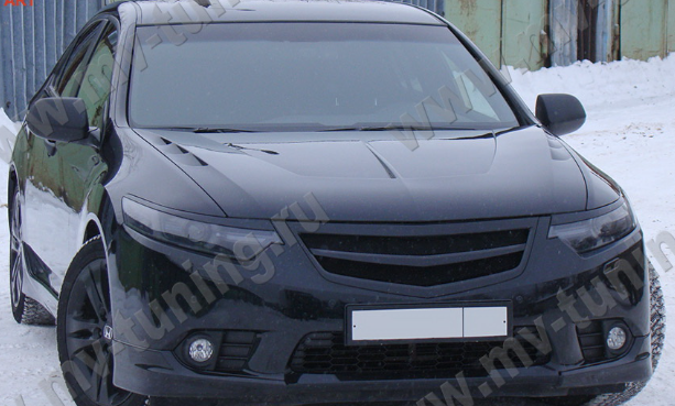 Планка в решетку радиатора "Sport" для Honda Accord VIII (2011-2013) купить недорого с доставкой в Магнитогорск