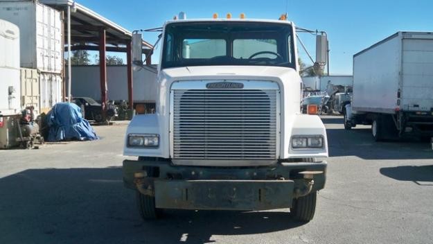 Капот с усилителем в сборе Freightliner FLC 112 купить недорого с доставкой в Магнитогорск