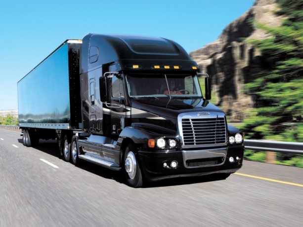 Капот с усилителем в сборе Freightliner FLC 120 купить недорого с доставкой в Магнитогорск